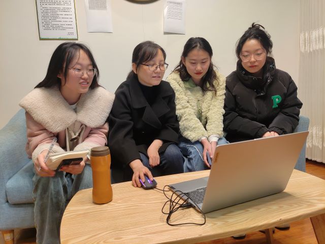 拼搏、奋斗、不懈 这些信院师生有点棒!