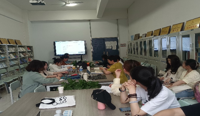 【教学大纲论证】严把严控 字斟句酌 ——经济与管理学院开展专业核心课教学大纲论证会