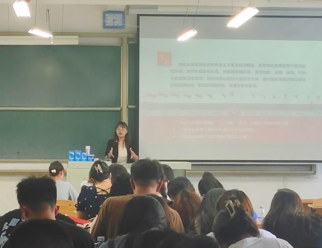 初心如磐践使命 奋楫笃行启新程